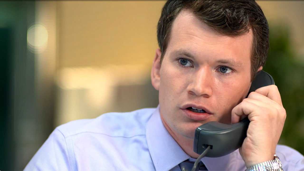 employee on the phone