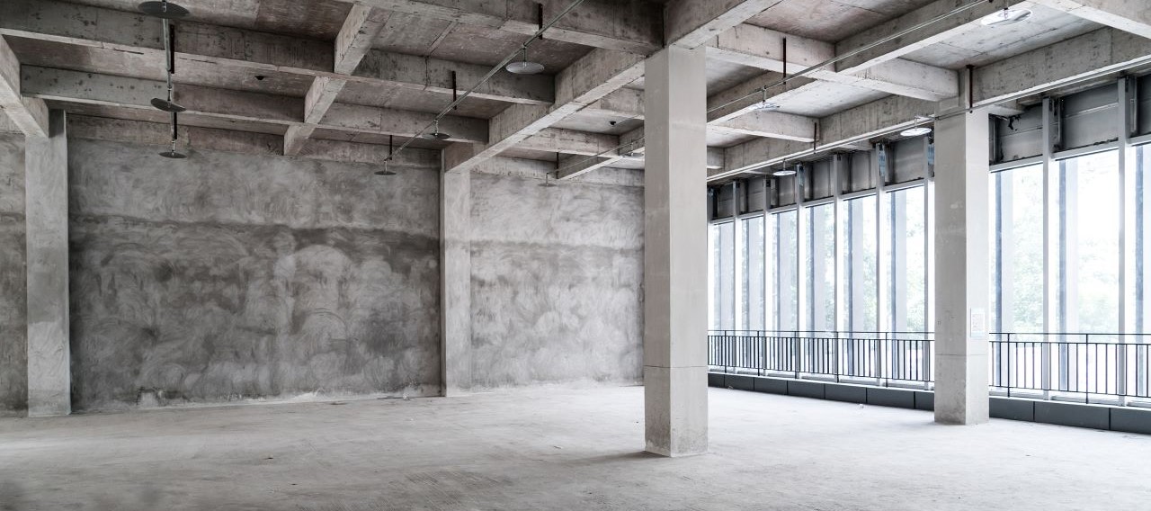 vacant commercial real estate building